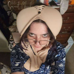 Meet your Posher, Arianna